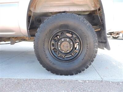 2003 Chevrolet Silverado 2500   - Photo 8 - Lexington, NE 68850
