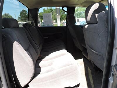 2003 Chevrolet Silverado 2500   - Photo 12 - Lexington, NE 68850