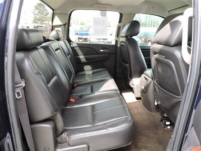 2011 GMC Sierra 1500 SLT - Photo 11 - Lexington, NE 68850