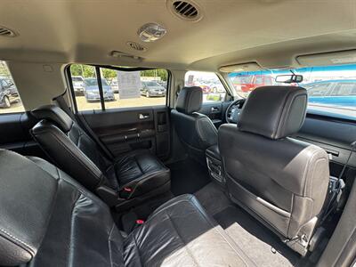 2009 Ford Flex SEL   - Photo 11 - Lexington, NE 68850