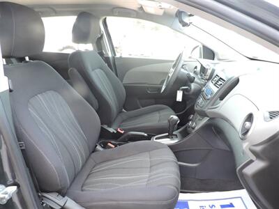 2013 Chevrolet Sonic LT Auto   - Photo 10 - Lexington, NE 68850