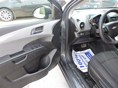 2013 Chevrolet Sonic LT Auto   - Photo 15 - Lexington, NE 68850