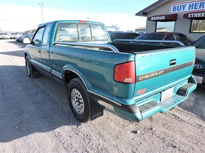 1995 Chevrolet S-10 LS   - Photo 7 - Lexington, NE 68850