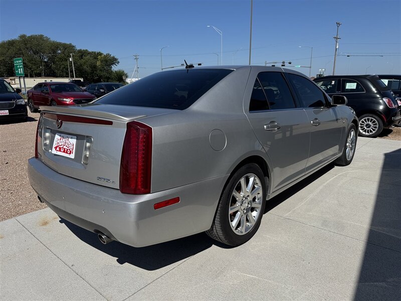 2005 Cadillac STS - Photo 6 - Lexington, NE 68850