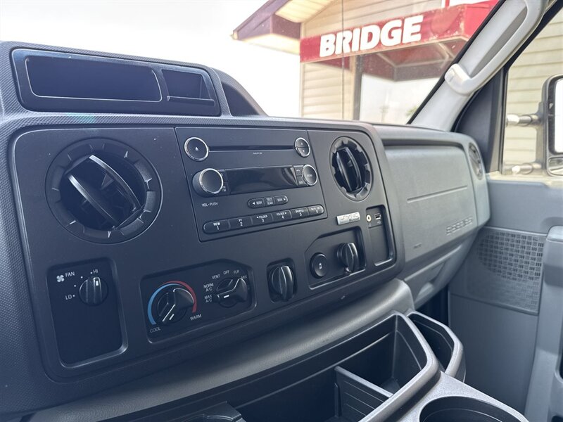 2013 Ford E-350 SD - Photo 20 - Lexington, NE 68850