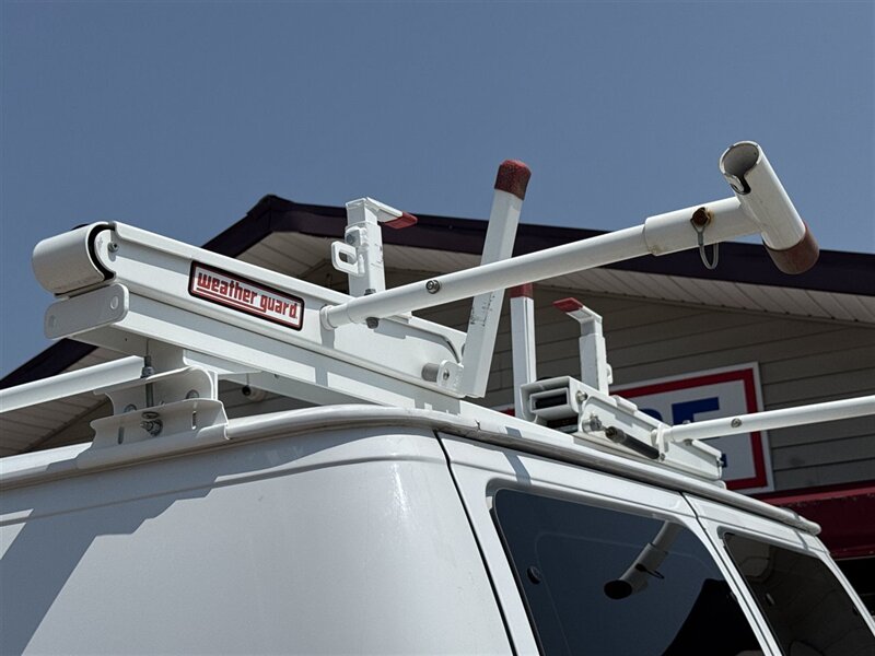 2013 Ford E-350 SD - Photo 8 - Lexington, NE 68850