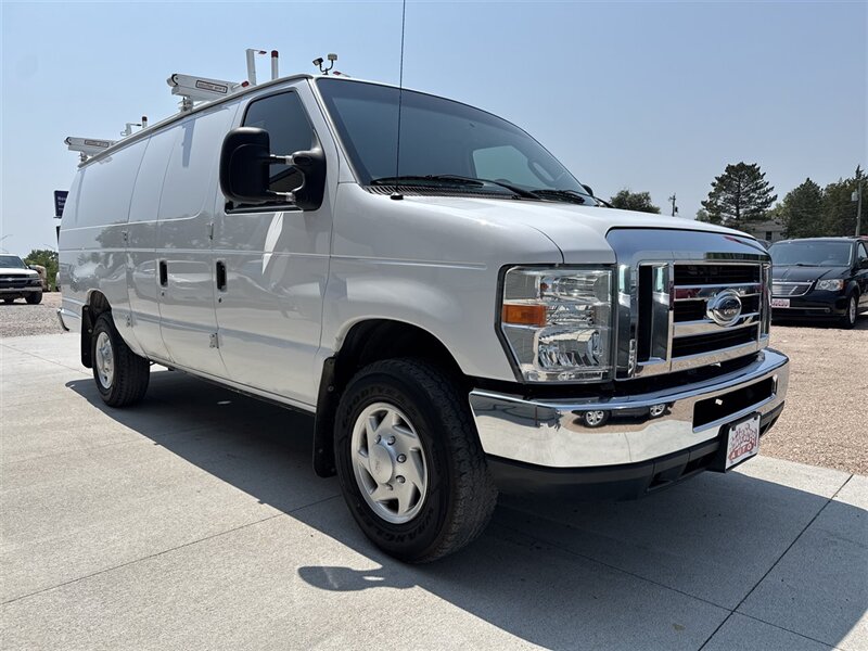 2013 Ford E-350 SD - Photo 4 - Lexington, NE 68850