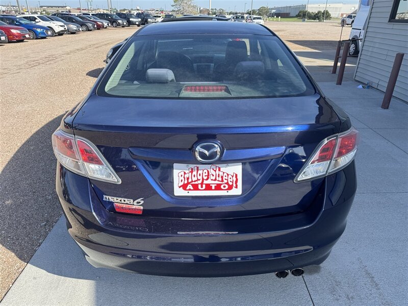2011 Mazda Mazda6 i Sport - Photo 7 - Lexington, NE 68850