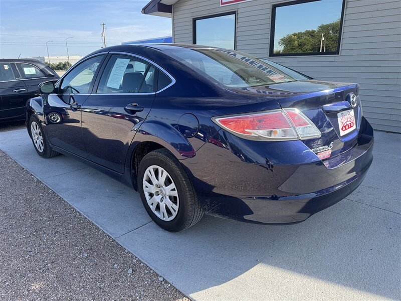 2011 Mazda Mazda6 i Sport - Photo 8 - Lexington, NE 68850