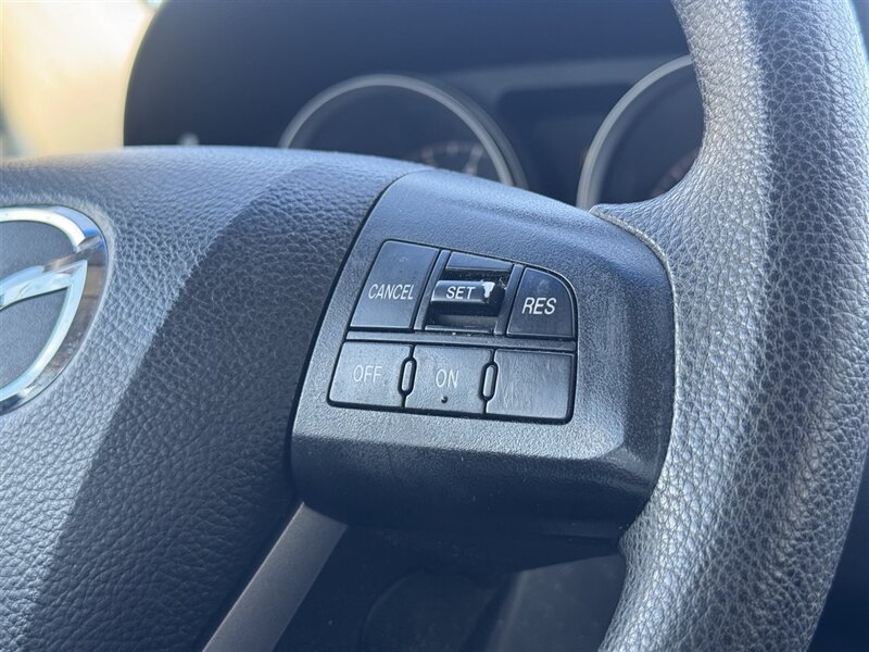 2011 Mazda Mazda6 i Sport - Photo 12 - Lexington, NE 68850