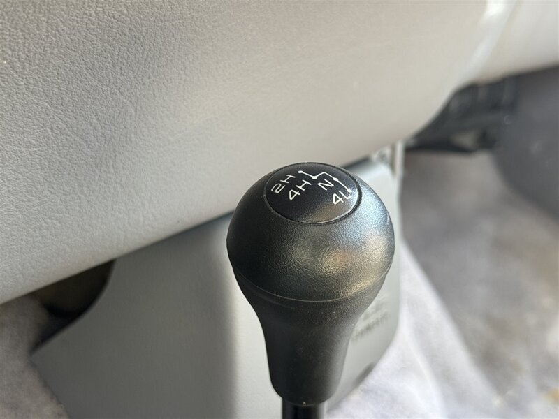 1996 Dodge Ram 2500 LT - Photo 13 - North Platte, NE 69101