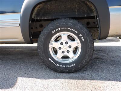 2001 Chevrolet Silverado 1500 LS   - Photo 8 - North Platte, NE 69101