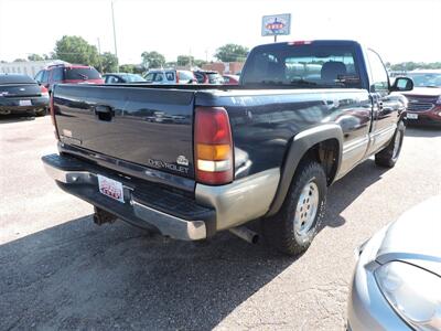 2001 Chevrolet Silverado 1500 LS   - Photo 5 - North Platte, NE 69101