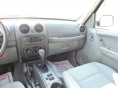 2007 Jeep Liberty Sport   - Photo 14 - Kearney, NE 68847