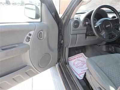 2007 Jeep Liberty Sport   - Photo 15 - Kearney, NE 68847