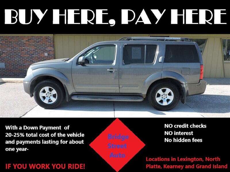 2006 Nissan Pathfinder S  