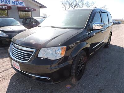 2012 Chrysler Town & Country Limited   - Photo 2 - Lexington, NE 68850