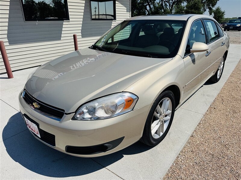 2008 Chevrolet Impala LTZ - Photo 4 - Lexington, NE 68850