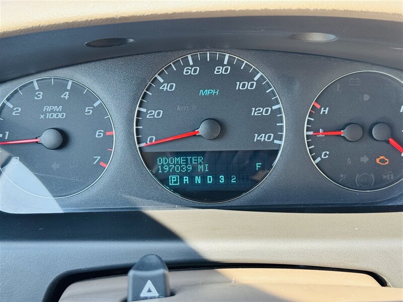 2008 Chevrolet Impala LTZ - Photo 12 - Lexington, NE 68850
