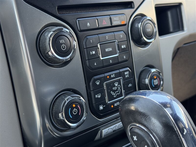 2013 Ford F-150 Lariat - Photo 17 - Kearney, NE 68847