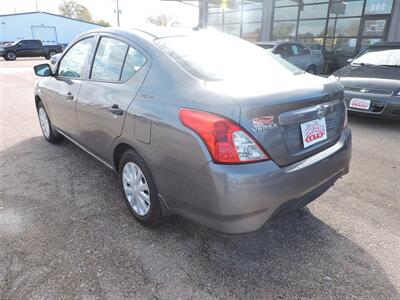 2017 Nissan Versa 1.6 S   - Photo 7 - North Platte, NE 69101