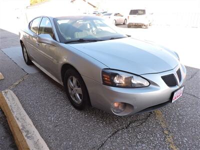 2008 Pontiac Grand Prix   - Photo 4 - Kearney, NE 68847