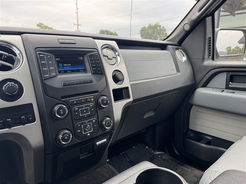 2014 Ford F-150 XLT - Photo 17 - North Platte, NE 69101