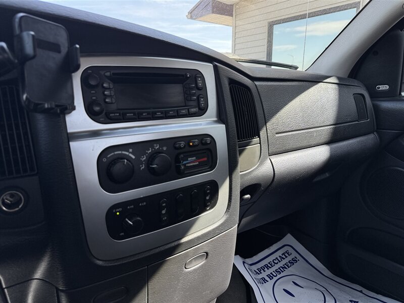 2005 Dodge Ram 2500 ST - Photo 19 - Lexington, NE 68850