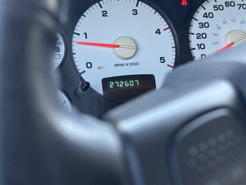 2005 Dodge Ram 2500 ST - Photo 14 - Lexington, NE 68850