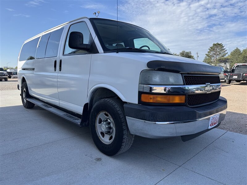 2007 Chevrolet Express LS 3500 - Photo 2 - Lexington, NE 68850