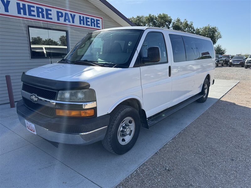 2007 Chevrolet Express LS 3500 - Photo 5 - Lexington, NE 68850