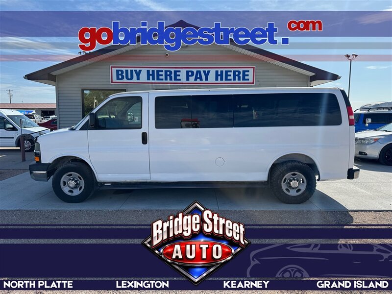 2007 Chevrolet Express LS 3500   - Photo 1 - Lexington, NE 68850