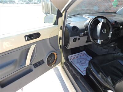2005 Volkswagen New Beetle Convertible GLS   - Photo 13 - Kearney, NE 68847