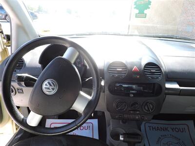 2005 Volkswagen New Beetle Convertible GLS   - Photo 10 - Kearney, NE 68847