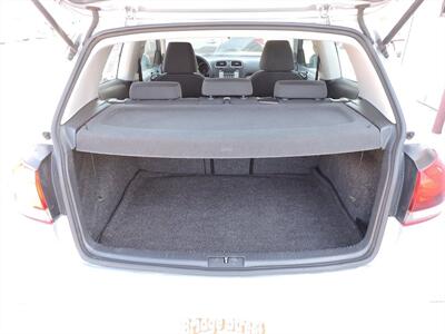 2010 Volkswagen Golf 2.5L PZEV   - Photo 12 - Lexington, NE 68850