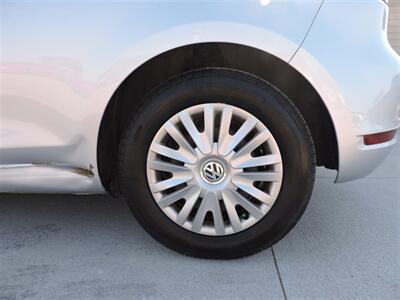 2010 Volkswagen Golf 2.5L PZEV   - Photo 8 - Lexington, NE 68850