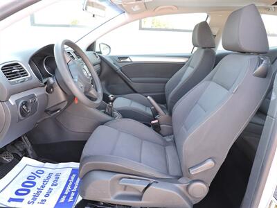 2010 Volkswagen Golf 2.5L PZEV   - Photo 9 - Lexington, NE 68850
