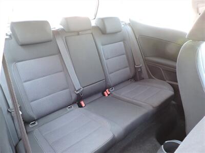 2010 Volkswagen Golf 2.5L PZEV   - Photo 11 - Lexington, NE 68850