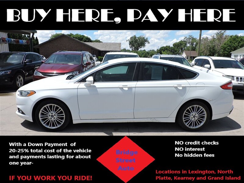 2014 Ford Fusion SE  
