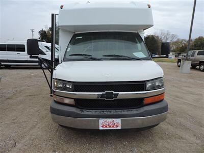 2009 Chevrolet 4500 Turtle Top   - Photo 3 - Lexington, NE 68850