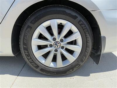 2013 Volkswagen Passat S   - Photo 6 - Lexington, NE 68850