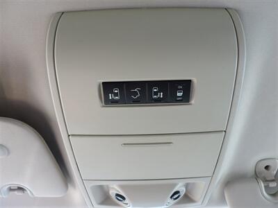 2015 Chrysler Town & Country Touring   - Photo 22 - Grand Island, NE 68801