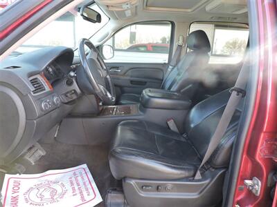 2011 Chevrolet Suburban LTZ   - Photo 9 - Lexington, NE 68850