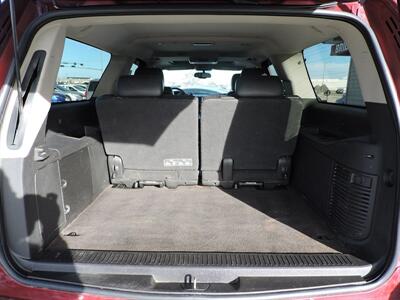 2011 Chevrolet Suburban LTZ   - Photo 12 - Lexington, NE 68850