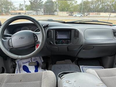 2002 Ford F-150 Lariat   - Photo 11 - Lexington, NE 68850