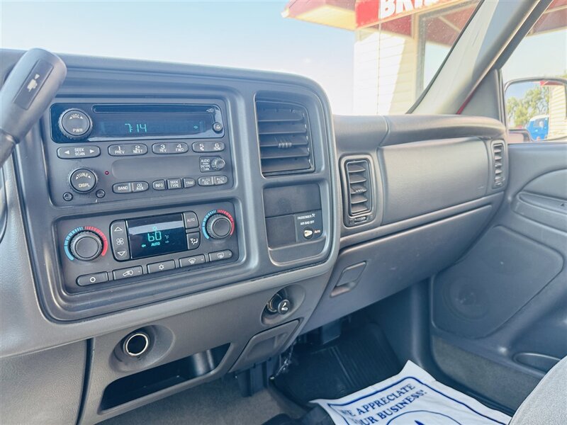 2004 Chevrolet Silverado 1500 Work Truck - Photo 18 - Lexington, NE 68850