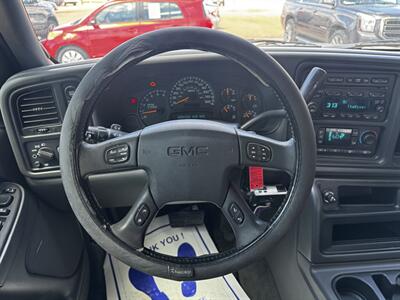 2005 GMC Sierra 1500 SLE - Photo 12 - Lexington, NE 68850