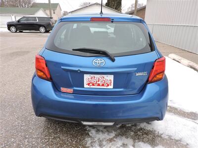 2015 Toyota Yaris 5-Door L   - Photo 6 - Kearney, NE 68847