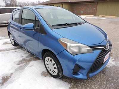 2015 Toyota Yaris 5-Door L   - Photo 4 - Kearney, NE 68847