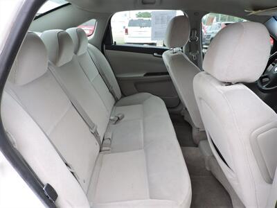 2009 Chevrolet Impala LT   - Photo 11 - North Platte, NE 69101